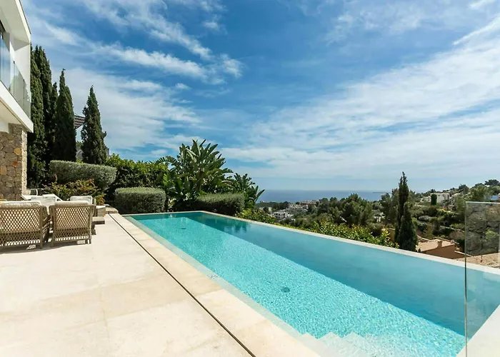 Luxury Villa Pal With 5 Bedrooms